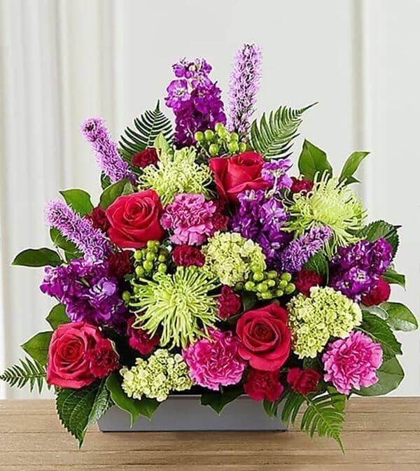 WARM EMBRACE ARRANGEMENT